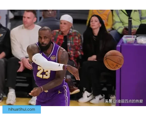 詹姆斯单场48分77次扣篮刷新多项纪录 高效表现成为球队第三进攻核心 詹姆斯单场48分77次扣篮刷新多项纪录 高效表现成为球队第三进攻核心